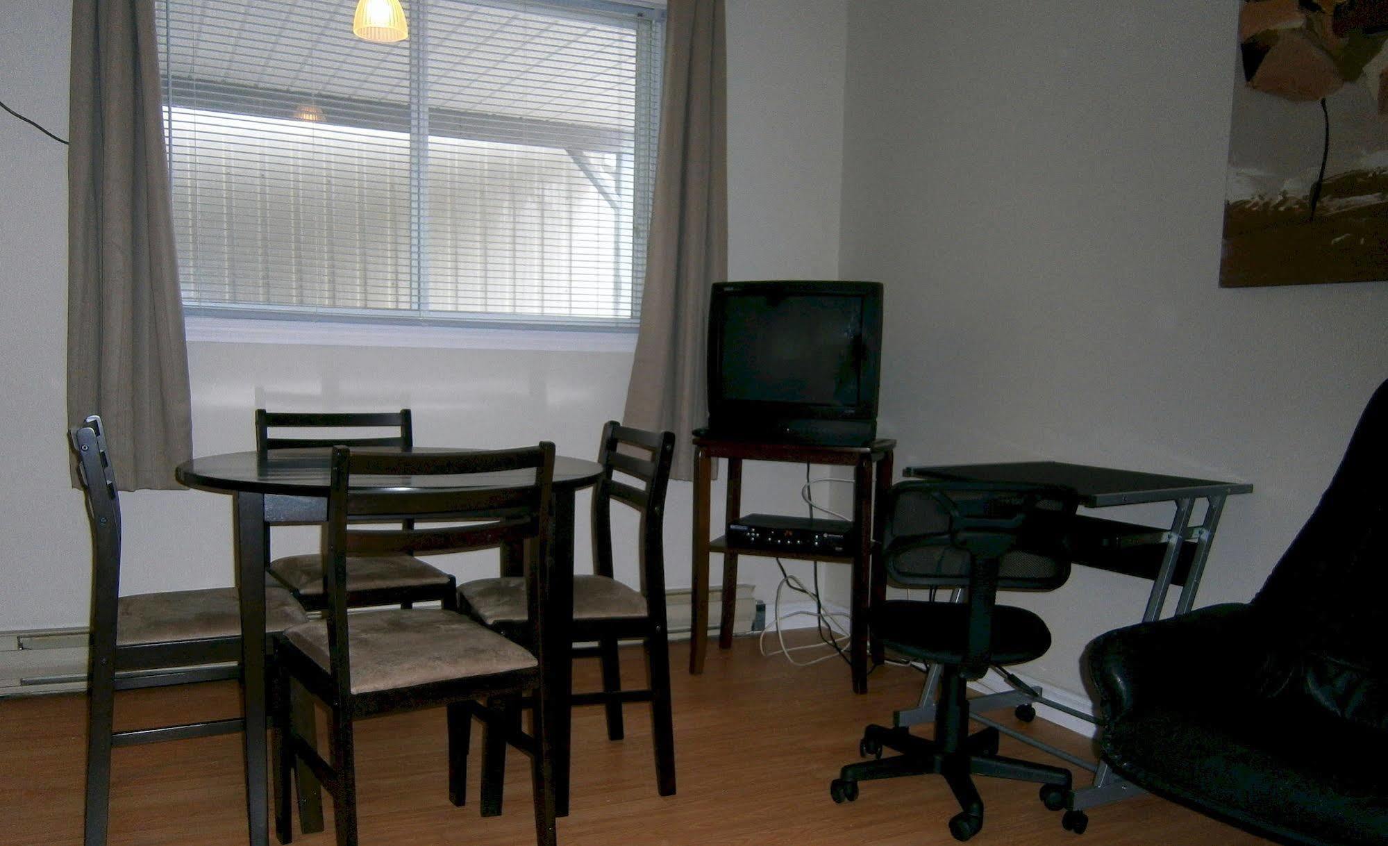 Motel de l'anse Port-Daniel Extérieur photo
